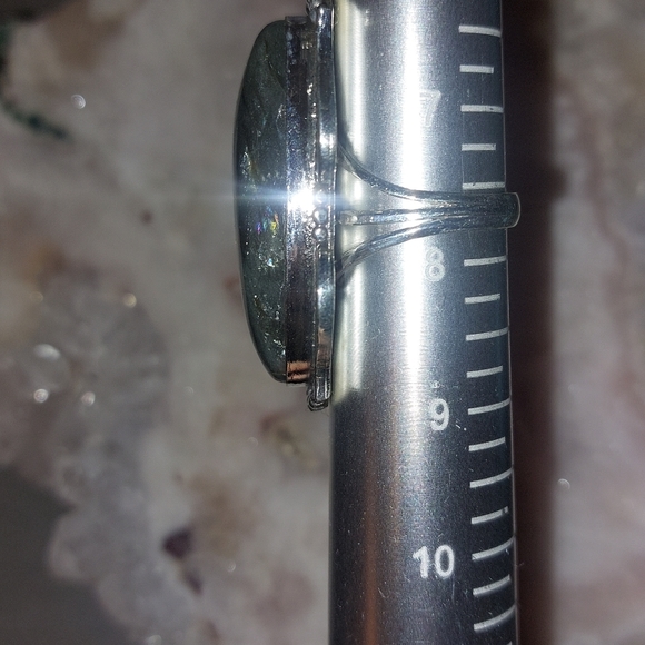 Huge Labradorite Statement Ring - Picture 5 of 5